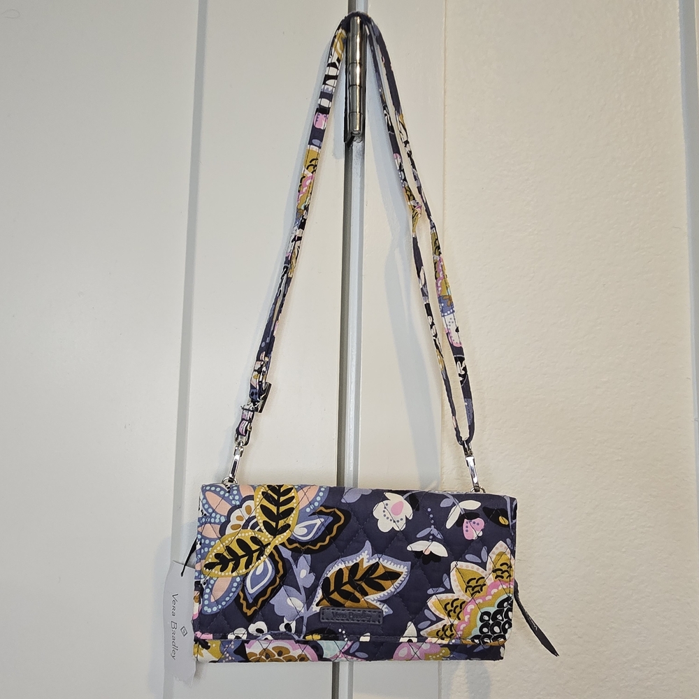 Vera Bradley Floral Women's Clutch - Multicolor NWT